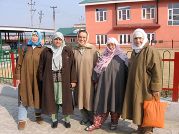 At the Government Psychiatric Hospital, left to right: Jean Clack (Reiki practitioner), Dr Sadaqat Rehman, government clinical psychologist, Justine, hospital patient, Linda Cobbett (Reiki practitioner)